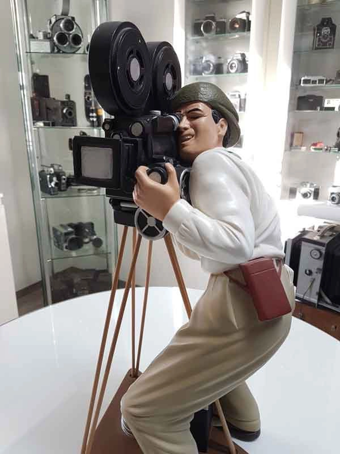 Heimvideostudio Steinmetz - Videostudio - Modell eines Mannes mit Kamera